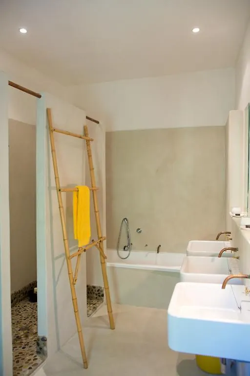 **** Bed & Breakfast Bed And Breakfast Le Chateau D'Uzer Uzer  France